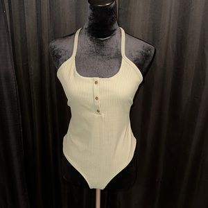 🫒VICTORIA’S SECRET SPORT olive bodysuit